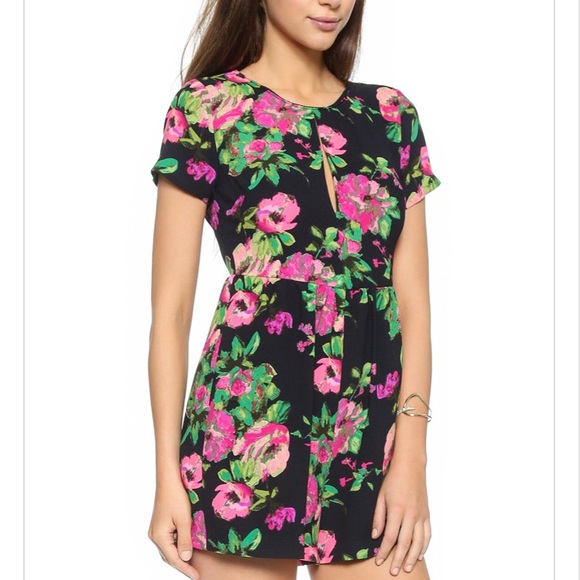 COPY - Top - Picture 7 of 7